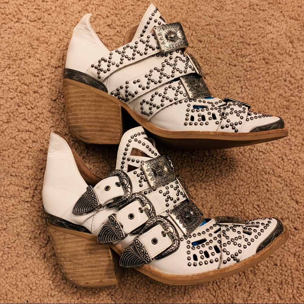 ❌SOLD❌Jeffrey Campbell Wycliff western booties - Picture 2 of 5